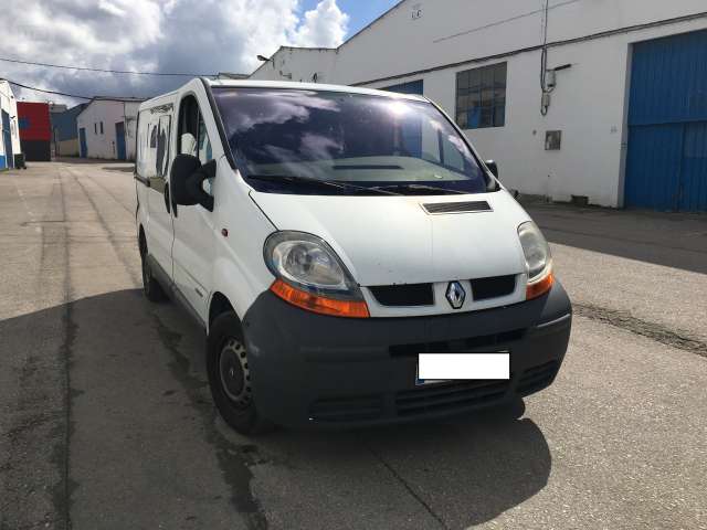 renault-trafic-210611141_1