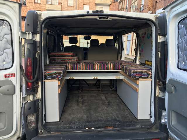 renault-trafic-210611141_6